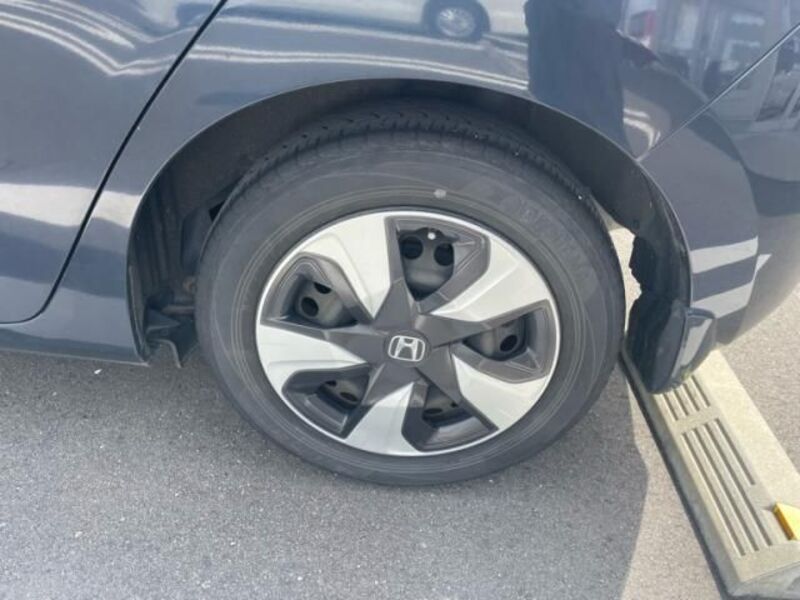 FIT HYBRID