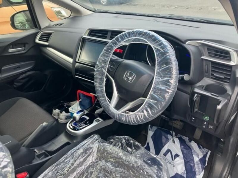 FIT HYBRID