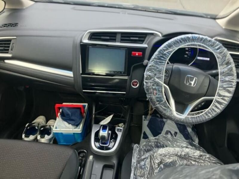 FIT HYBRID