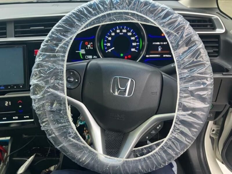 FIT HYBRID