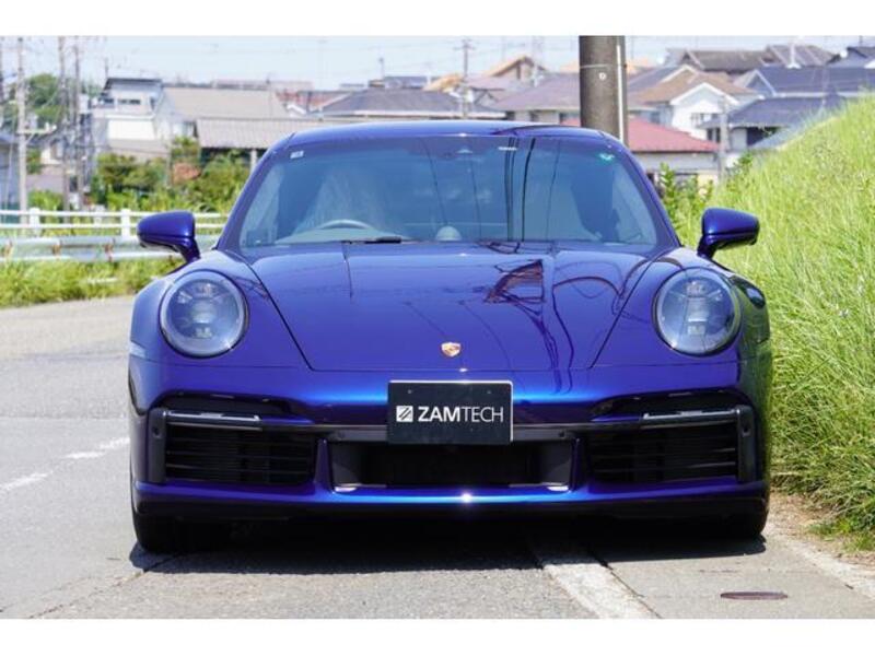 911