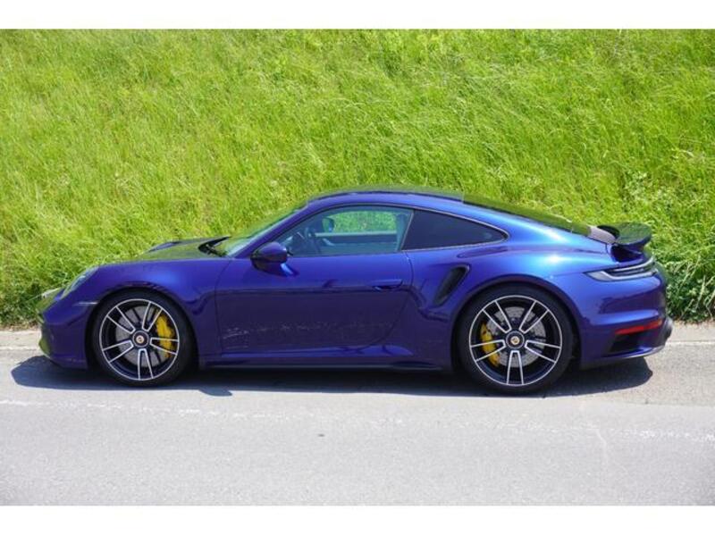 911