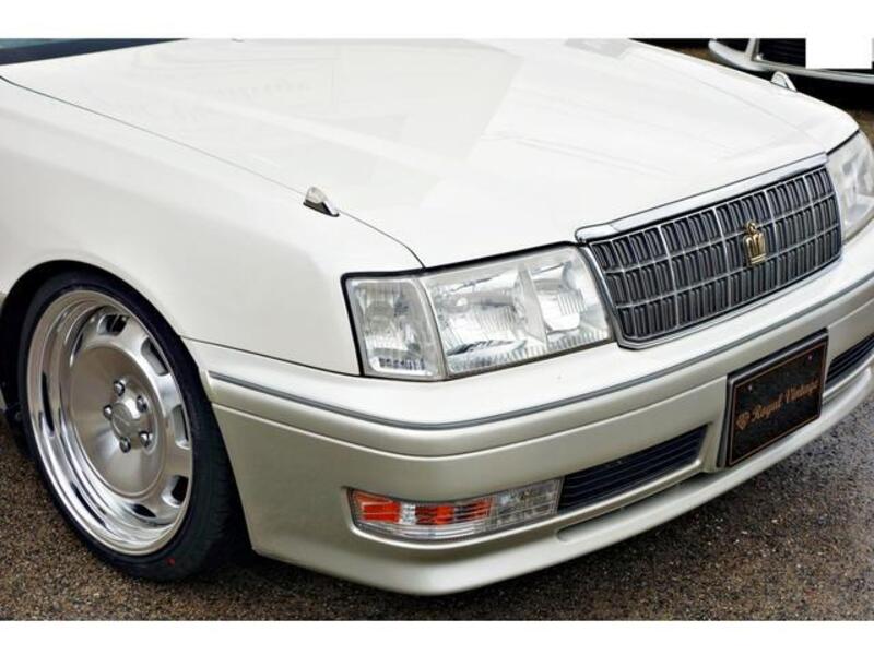 CROWN