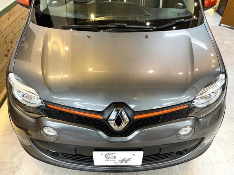TWINGO