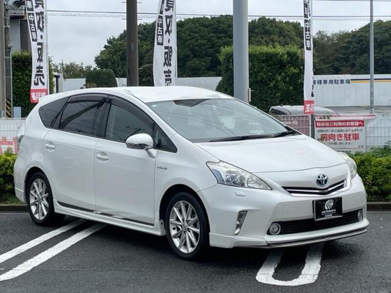 PRIUS ALPHA