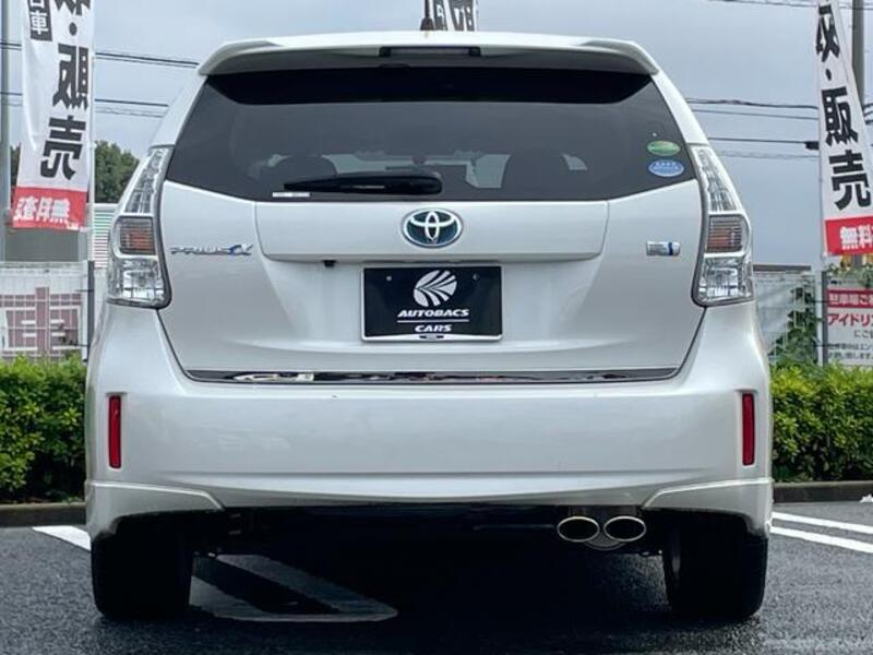 PRIUS ALPHA