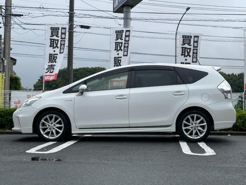 PRIUS ALPHA