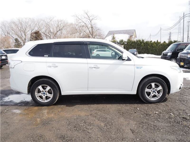 OUTLANDER PHEV