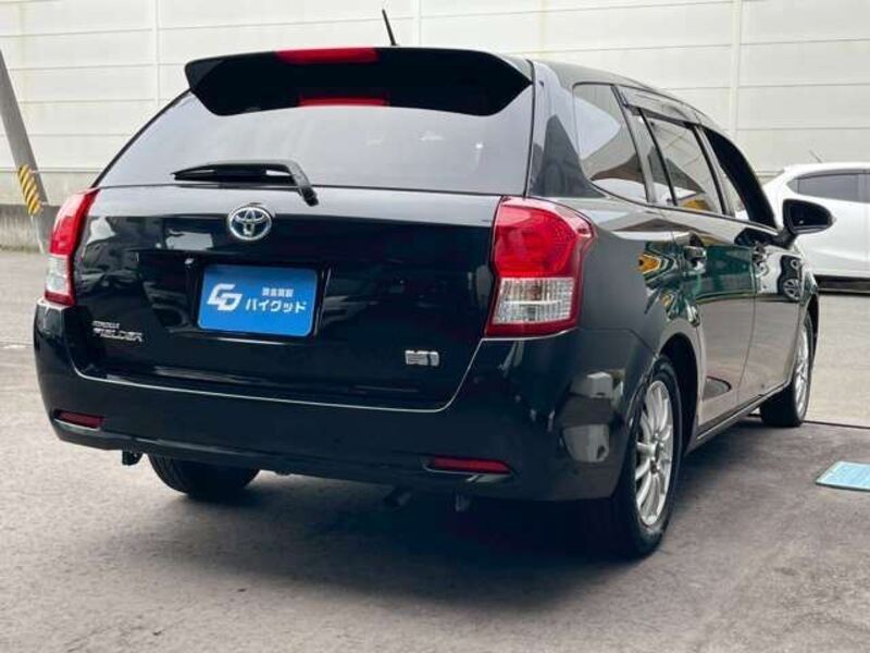 COROLLA FIELDER