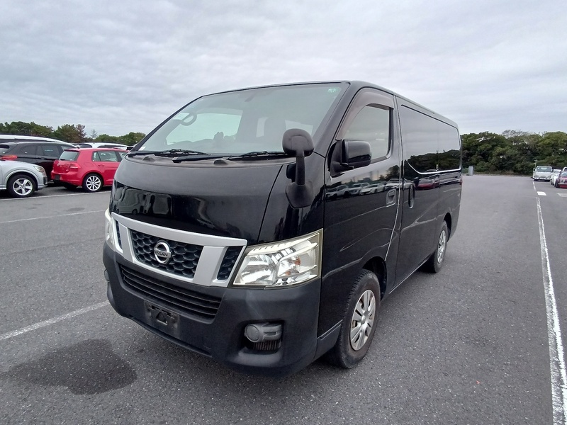 NV350 CARAVAN-0