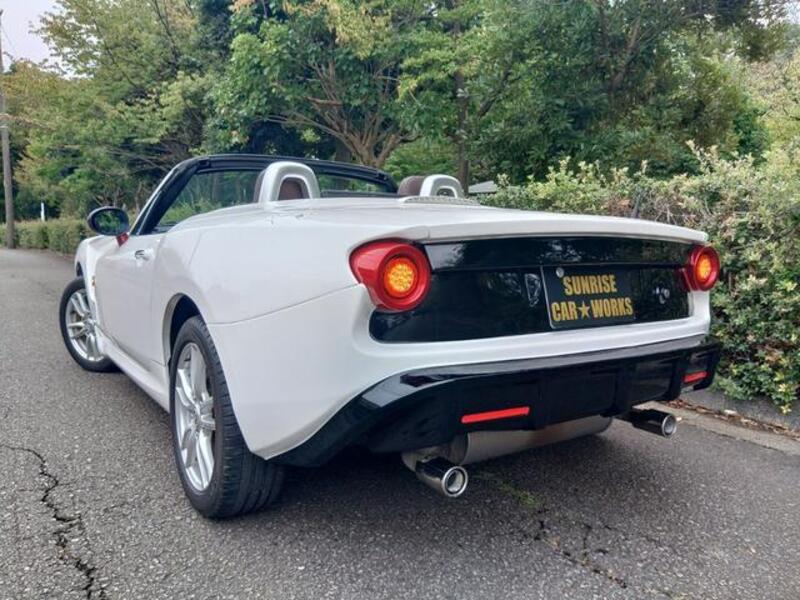 ROADSTER
