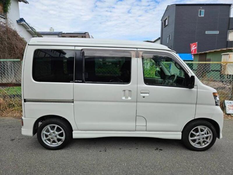 ATRAI WAGON