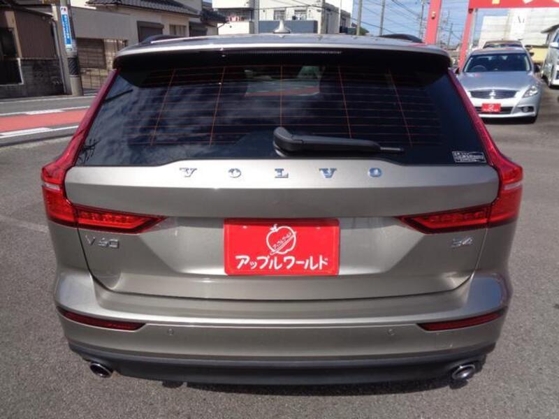 V60