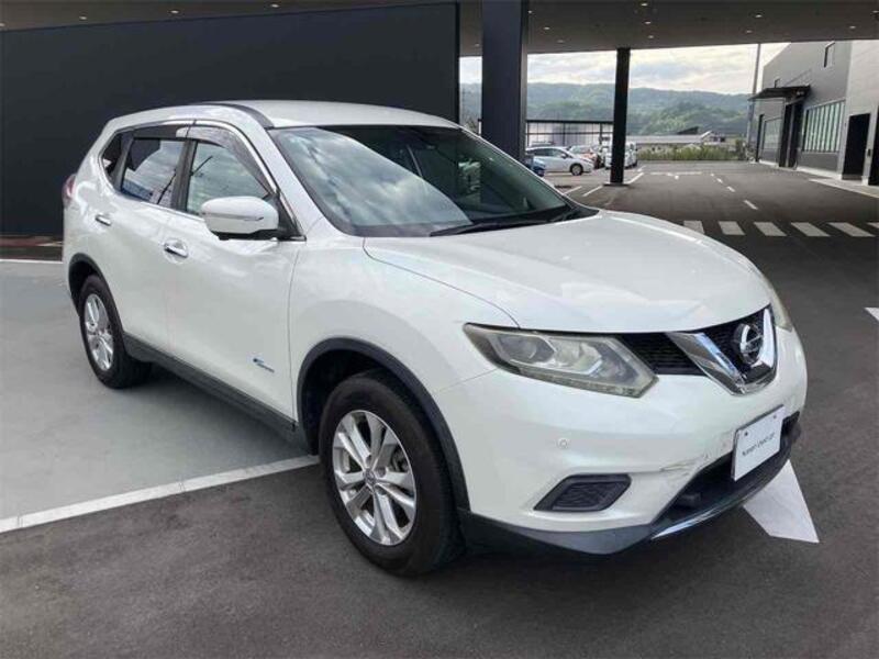 X-TRAIL