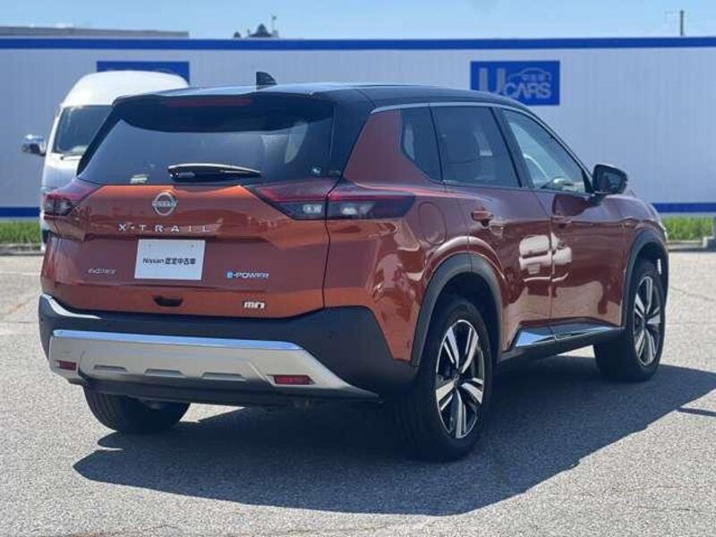 X-TRAIL