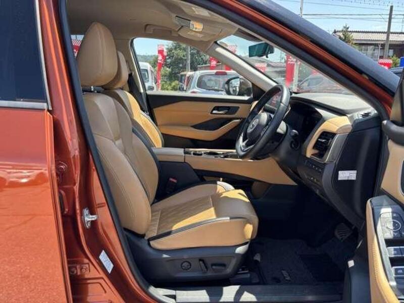 X-TRAIL