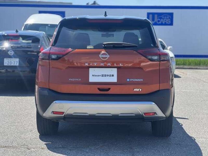 X-TRAIL