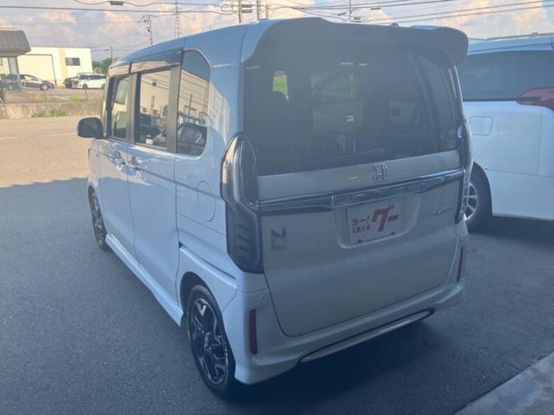 N BOX CUSTOM