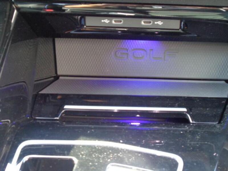 GOLF R
