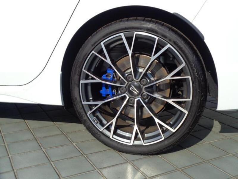 GOLF R