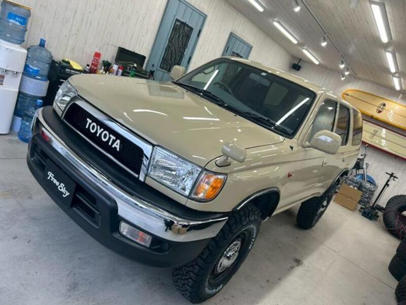 HILUX SURF