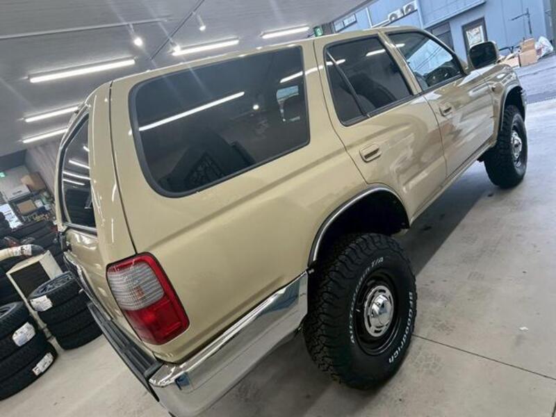 HILUX SURF