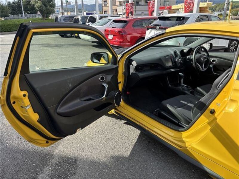 CR-Z
