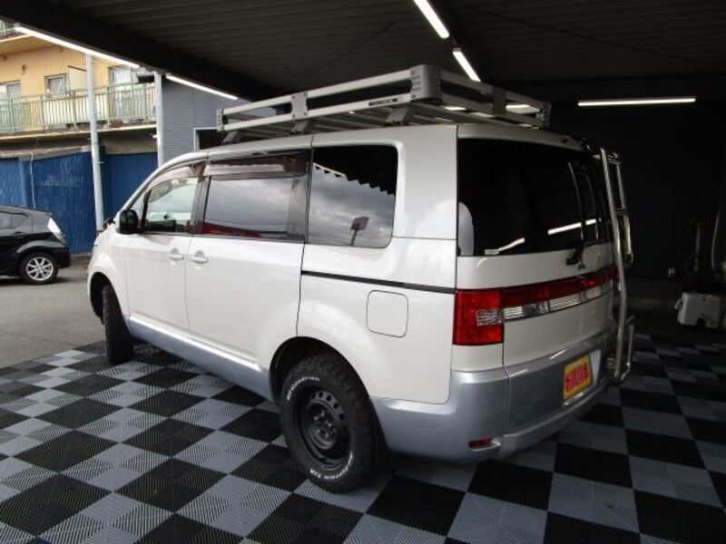 DELICA D5