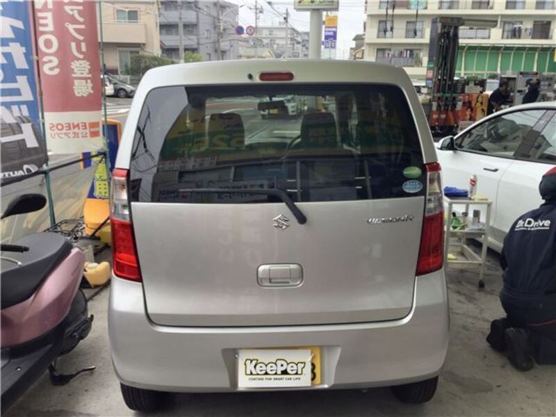 WAGON R