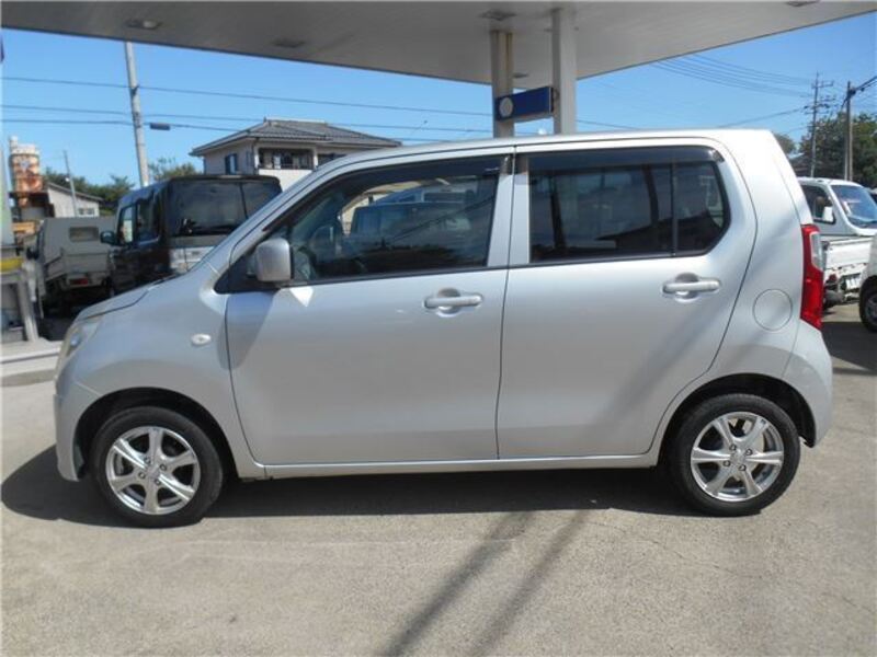 WAGON R
