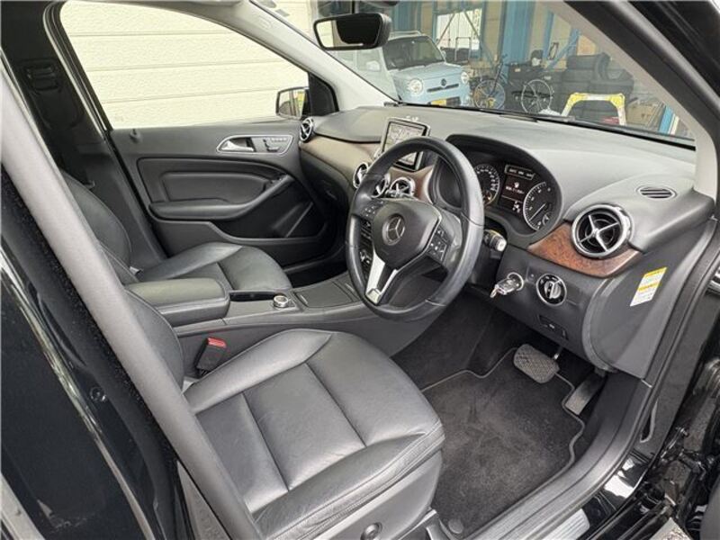B-CLASS
