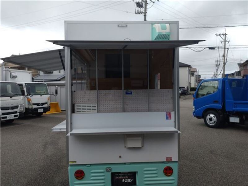 CARRY TRUCK