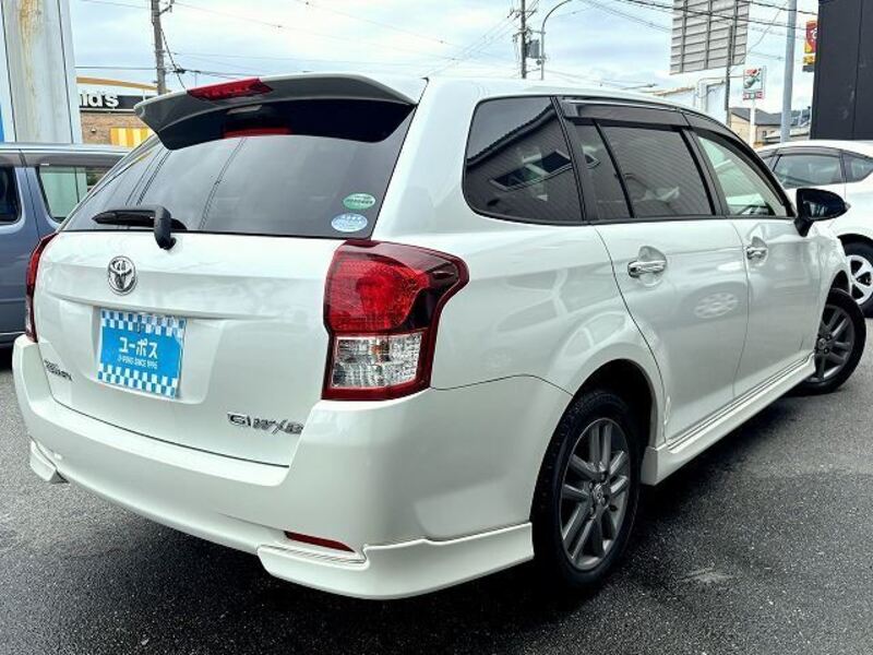 COROLLA FIELDER