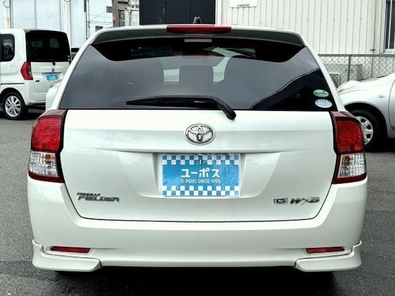COROLLA FIELDER
