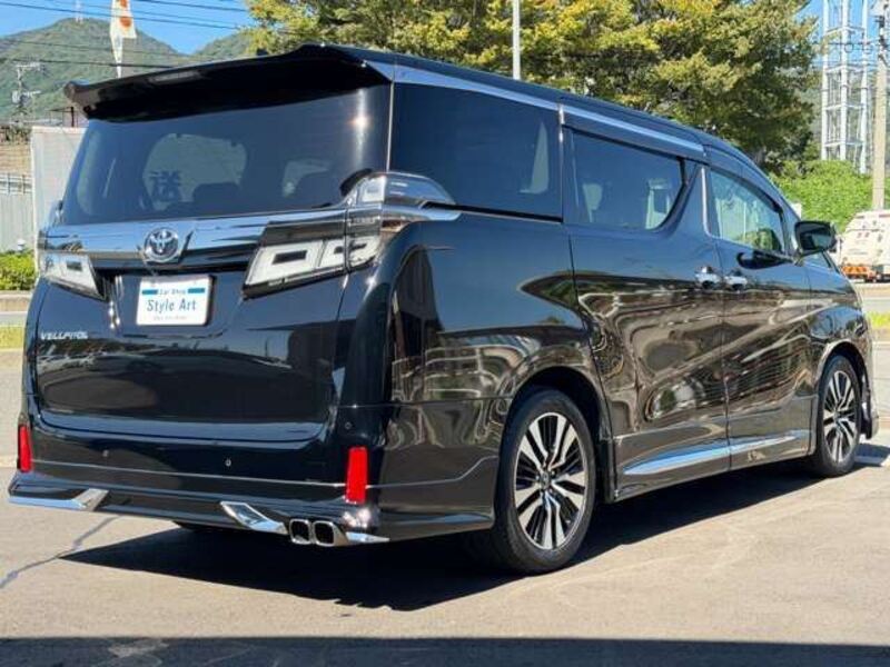 VELLFIRE