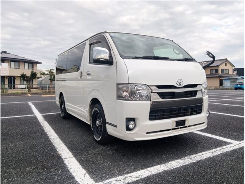 HIACE VAN