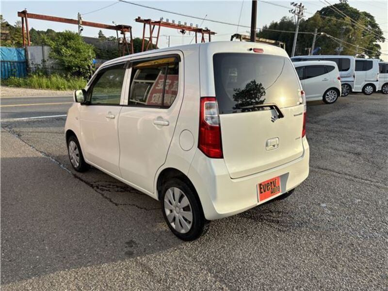 WAGON R