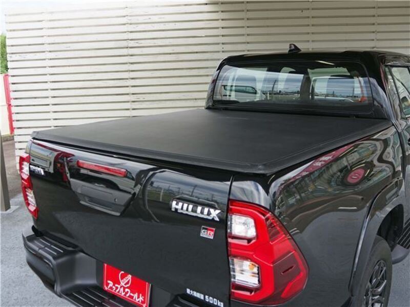HILUX