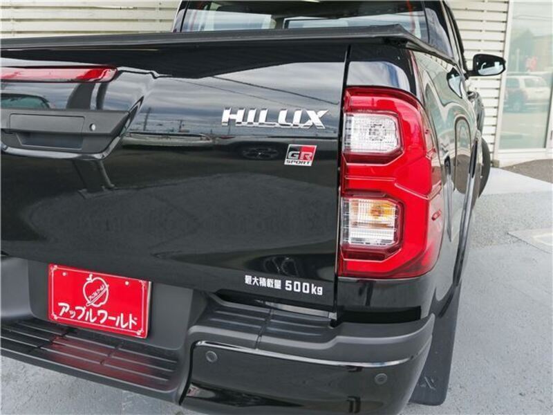 HILUX
