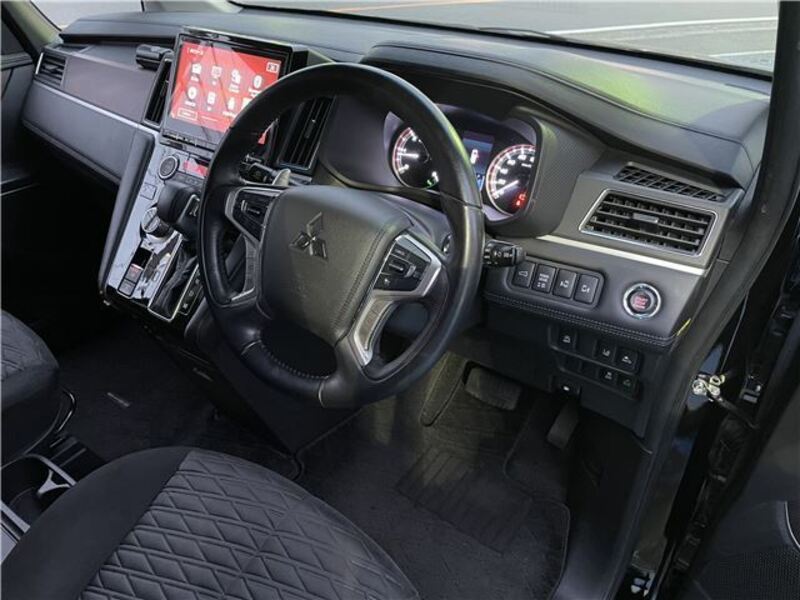 DELICA D5