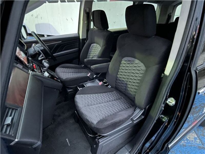 DELICA D5