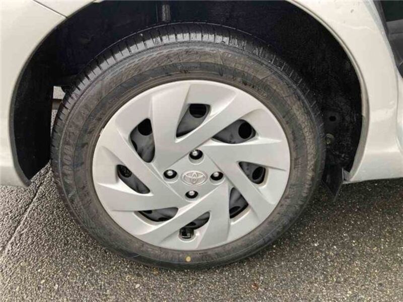 COROLLA AXIO