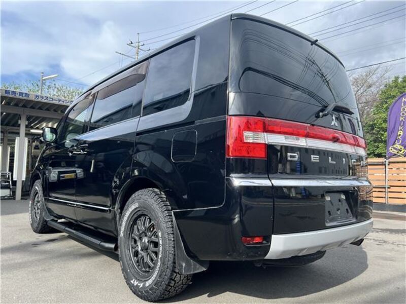 DELICA D5