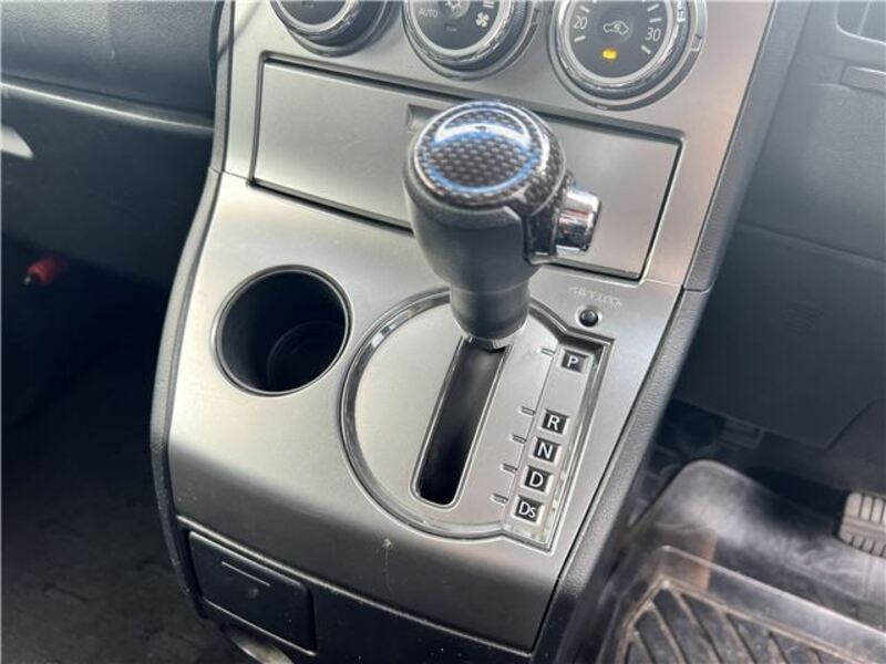 DELICA D5