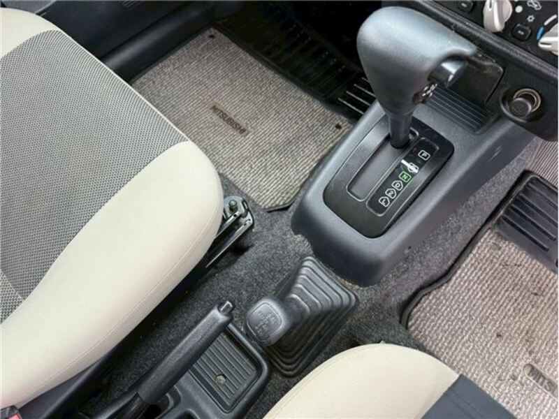 PAJERO MINI