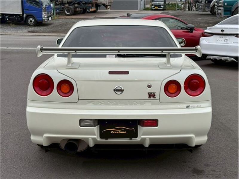 SKYLINE