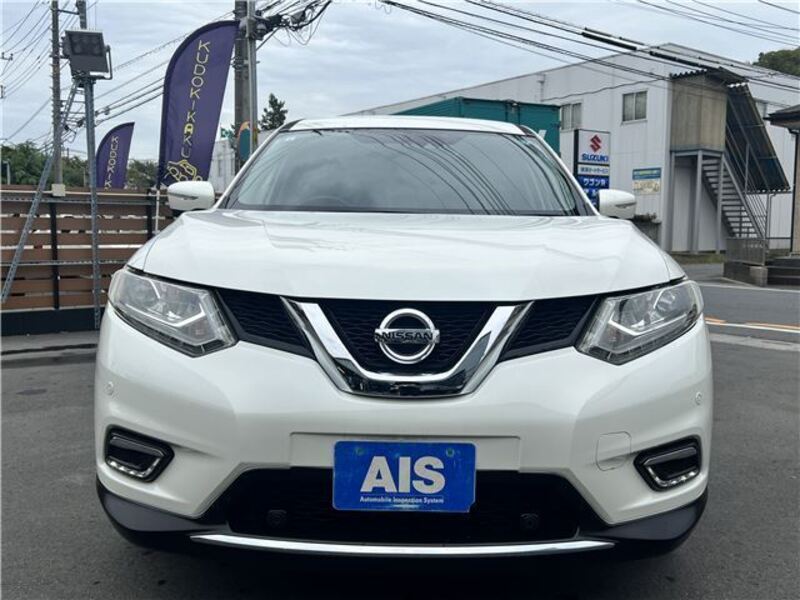 X-TRAIL