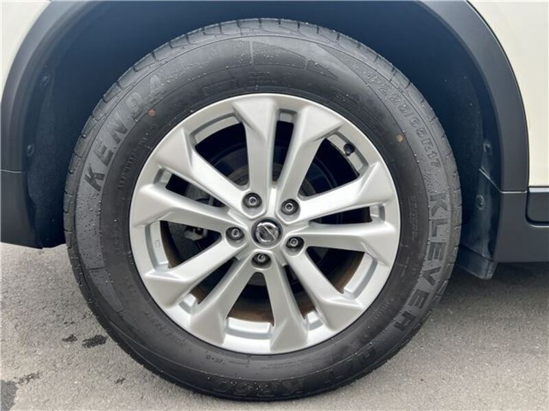 X-TRAIL