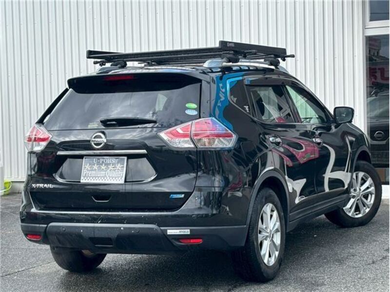 X-TRAIL