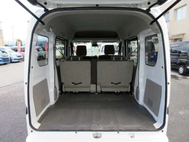 MINICAB VAN